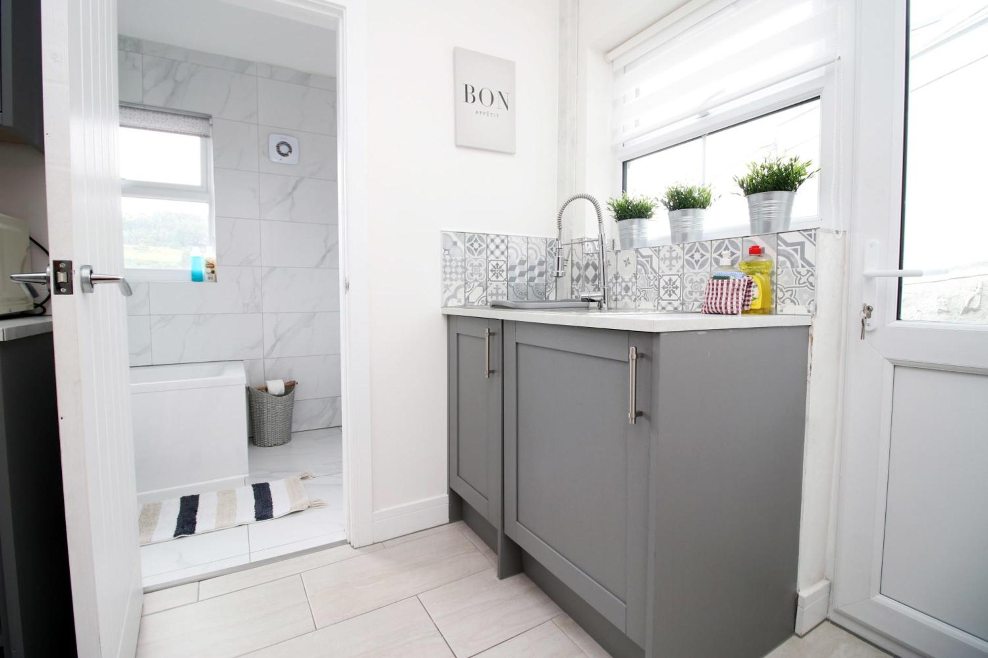 Prospect Cottage Fabulous Home In Stunning Rhondda Valley By Staystaycations Treorky المظهر الخارجي الصورة